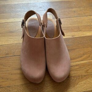 bryr daphne clog in terracotta size 41